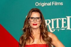 Actrița Brooke Shields, super în formă la 55 de ani