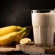 Dieta cu lapte și banane – cum se ține și cum te ajută să slăbești?