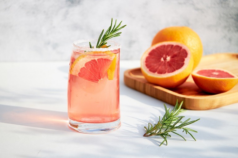 De ce ar trebui să consumi grapefruit zilnic? 7 beneficii pentru sănătate